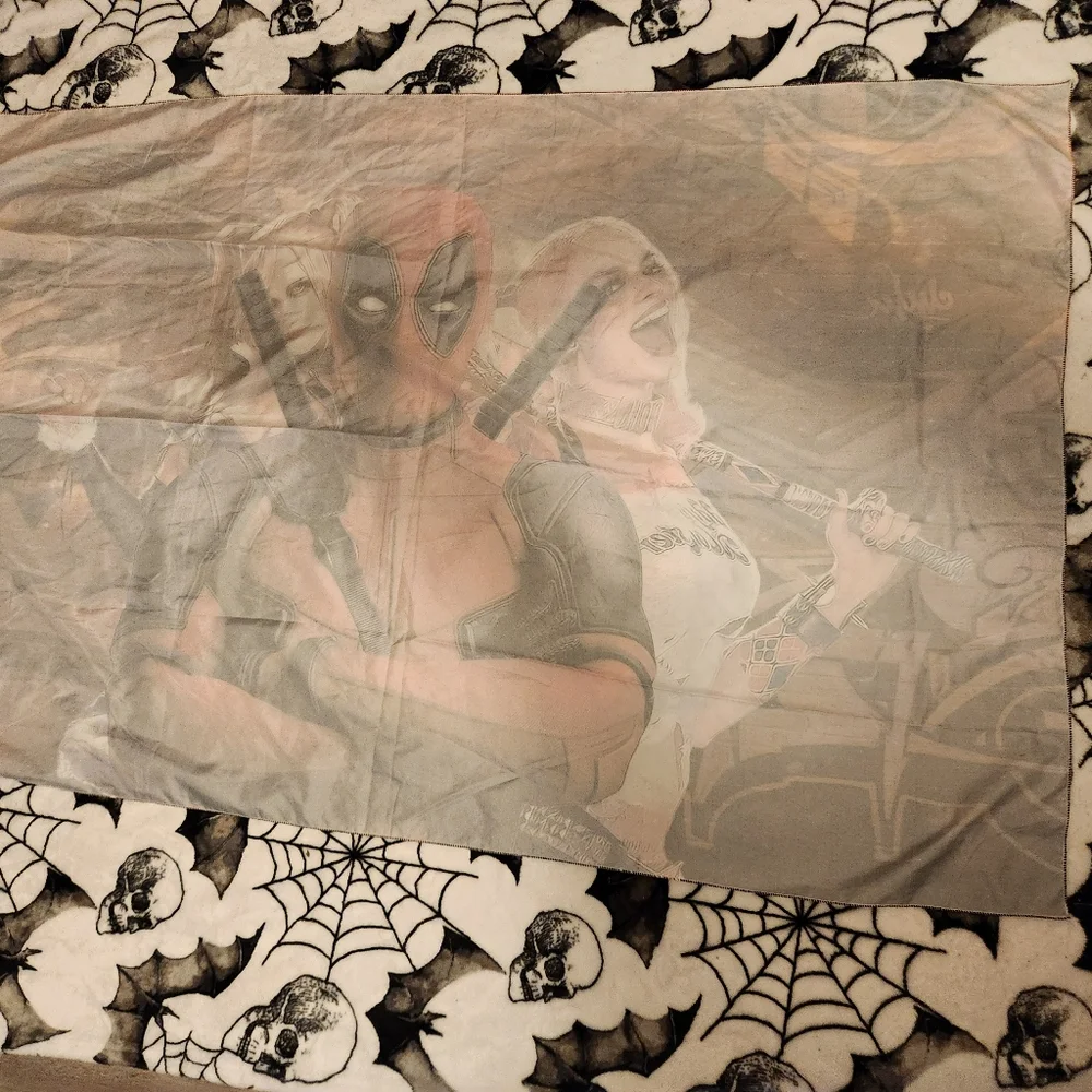 Deadpool x Harley Quinn Crossover Tapestry